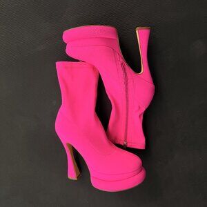 Azalea Wang Delanie Stiletto Bootie Fuchsia Pink Jeweled Ankle Boot Size 7